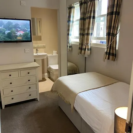 Homes - Beckside Apartment, Town Centre, Hadrians Apartment